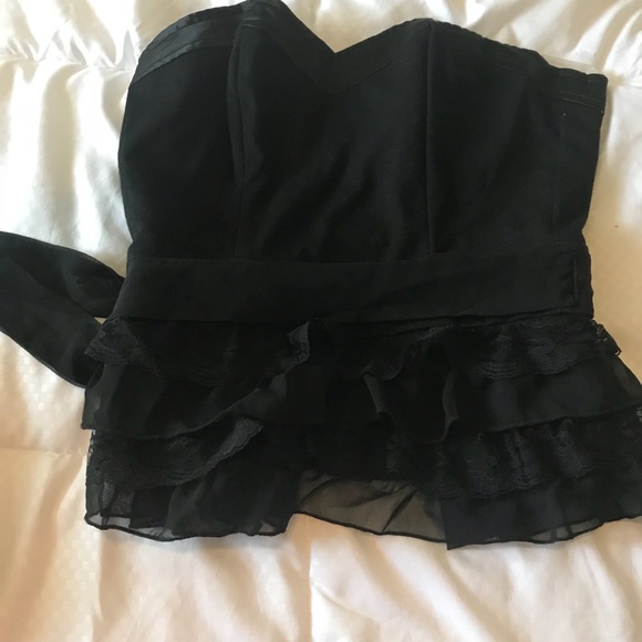 Corset - Picture 2 of 5